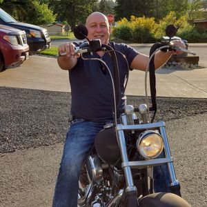 Meet your Posher, Chuck